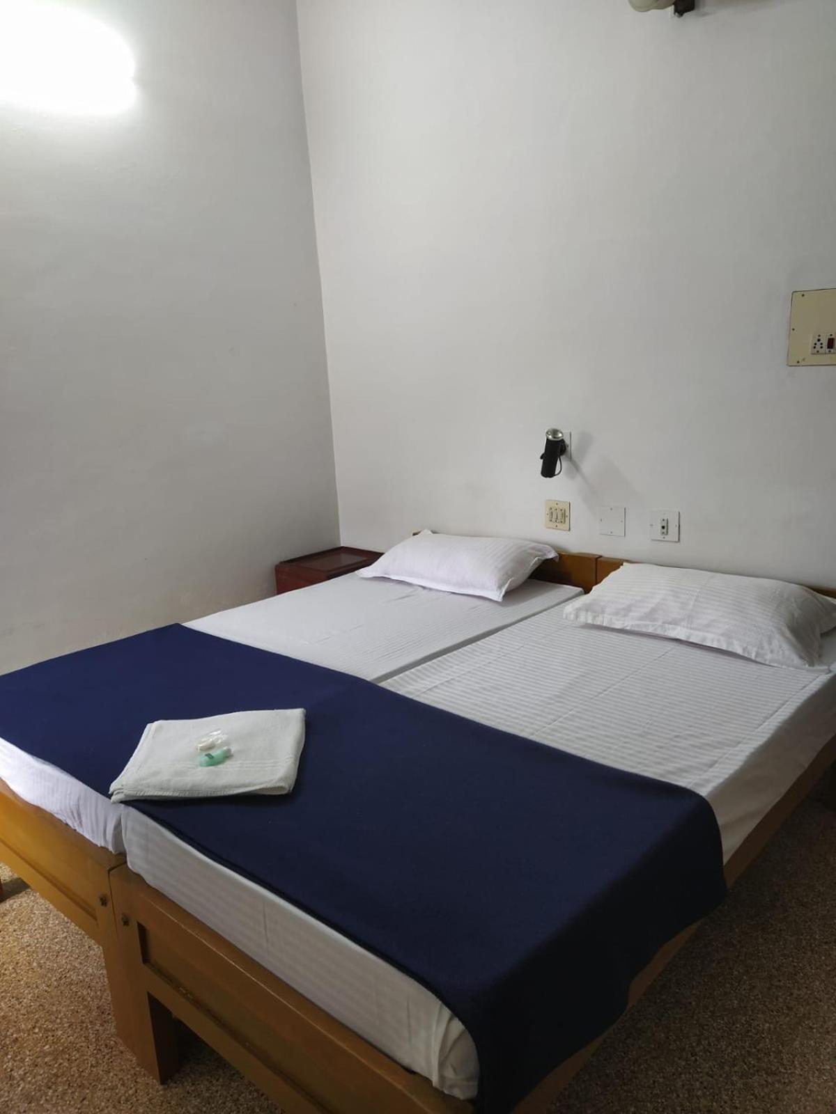 Paradise Homestay Alappuzha ภายนอก รูปภาพ